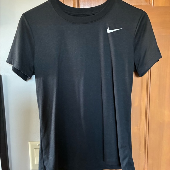 Nike Dri-Fit Women’s Black T-Shirt - Picture 1 of 4